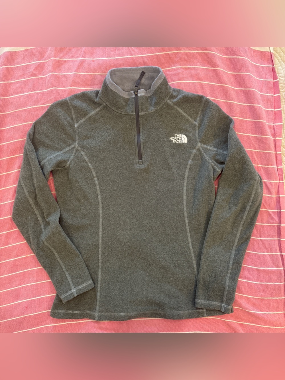 The North Face Womens gray Half-Zip Fleece Pullover with lilac color